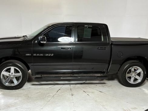 Used 2011 RAM 1500 Sport w/ Sport Premium Group AWD/4WD image 4