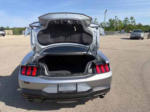 Used 2025 Ford Mustang GT Premium w/ GT Performance Package RWD image 10