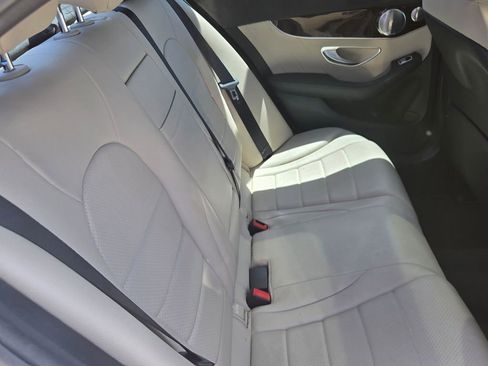 Used 2020 Mercedes-Benz C 300 Sedan image 7