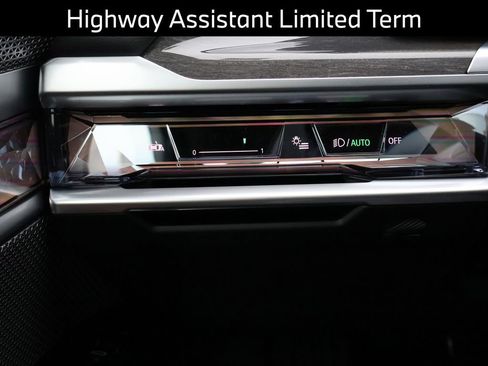New 2026 BMW 740i xDrive w/ Executive Package AWD/4WD image 24