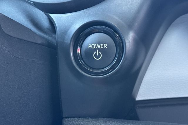 Certified 2026 Toyota Sienna XLE FWD image 28