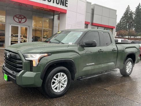 Used 2023 Toyota Tundra SR5 w/ SR5 Premium Package image 10