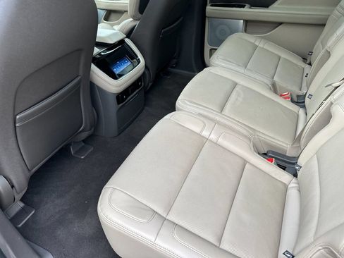 Used 2024 Lincoln Navigator L Reserve AWD/4WD image 14