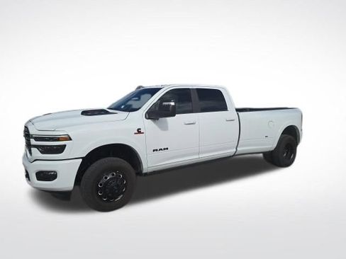 Used 2025 RAM 3500 Limited image 6