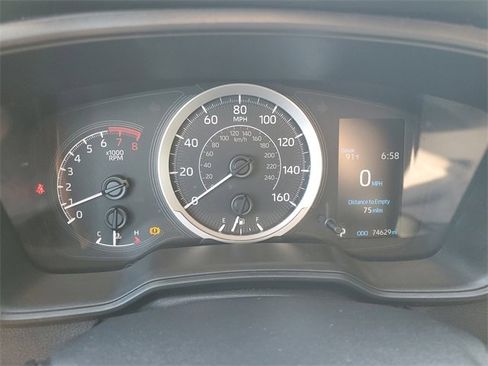 Used 2022 Toyota Corolla LE image 30
