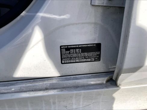 Used 2020 BMW 330i Sedan w/ Convenience Package image 32