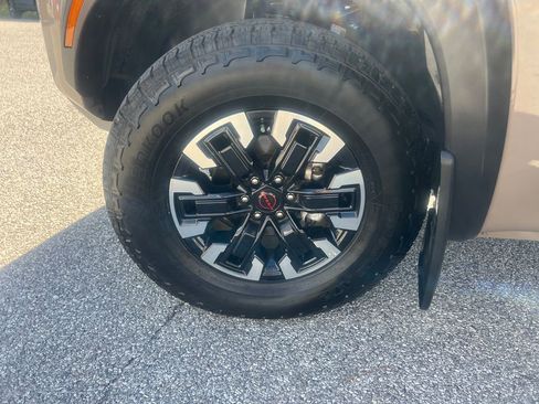 Used 2024 Nissan Frontier PRO-4X w/ Off-Road Protection Package image 27