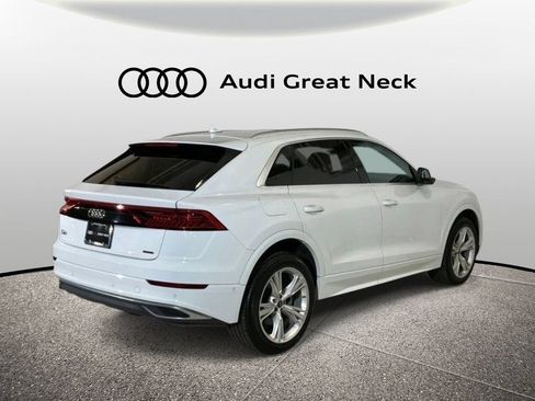 Used 2023 Audi Q8 Premium w/ Convenience Package AWD/4WD image 8