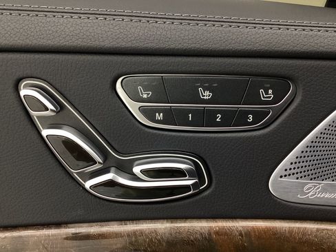 Used 2018 Mercedes-Benz S 560 4MATIC Sedan image 38