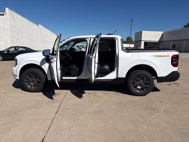 New 2026 Ford Maverick Tremor AWD/4WD image 12