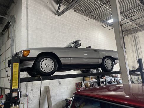 Used 1988 Mercedes-Benz 560 SL image 98