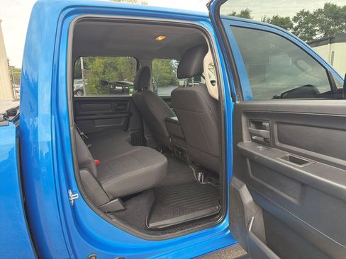 Used 2019 RAM 1500 Express w/ Hydro Blue Sport Package AWD/4WD image 25