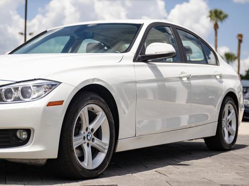 Used 2013 BMW 328i xDrive Sedan AWD/4WD image 7