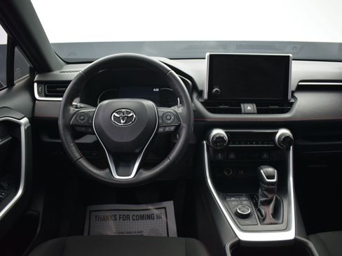 Used 2024 Toyota RAV4 SE w/ Weather & Moonroof Package image 15