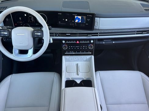 New 2025 Hyundai Santa Fe Limited image 13