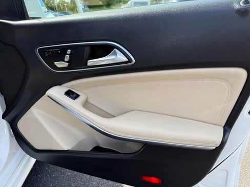 Used 2019 Mercedes-Benz CLA 250 4MATIC image 25