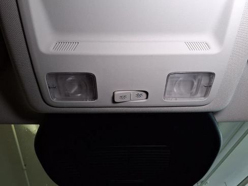 Used 2022 Ford Escape SE w/ SE Sport Appearance Package FWD image 16