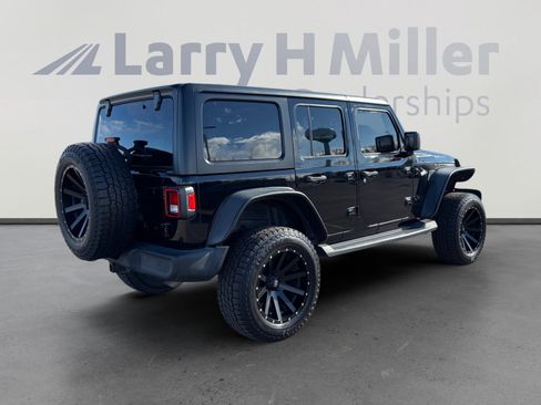 Used 2020 Jeep Wrangler Unlimited Sport image 6