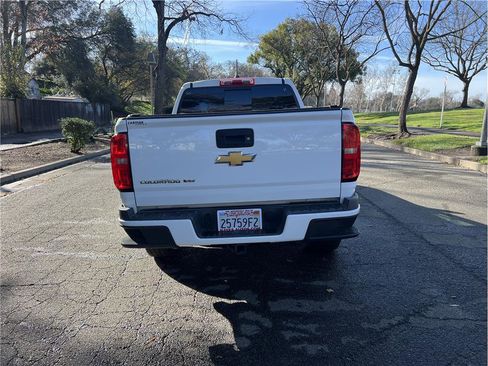 Used 2017 Chevrolet Colorado Z71 image 6