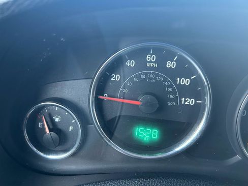 Used 2011 Jeep Wrangler Unlimited Sport w/ Dual Top Group image 21