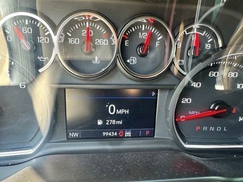 Used 2020 Chevrolet Silverado 1500 RST image 26