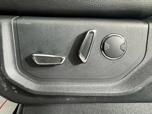 Used 2018 Ford F150 Lariat w/ Equipment Group 502A Luxury AWD/4WD image 35