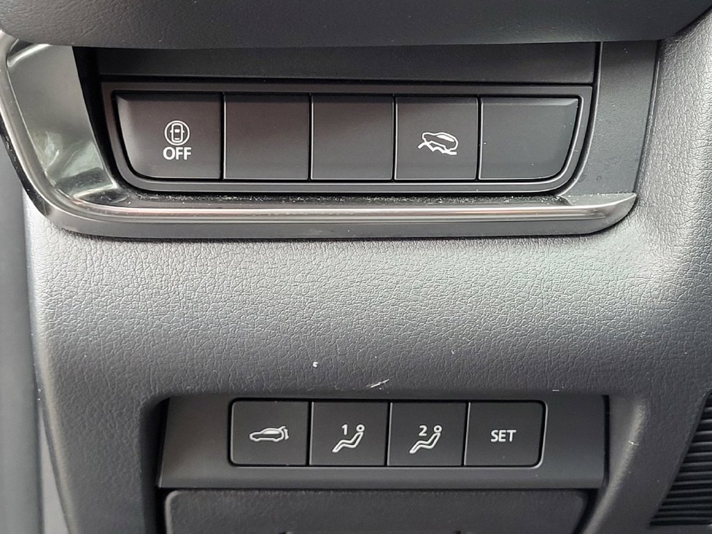Used 2022 MAZDA CX-30 AWD 2.5 S w/ Premium Package image 8