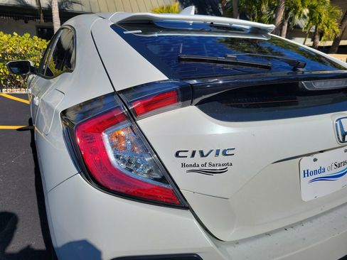 Used 2019 Honda Civic EX image 12
