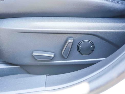 Used 2022 Ford Mustang Mach-E Select RWD image 20
