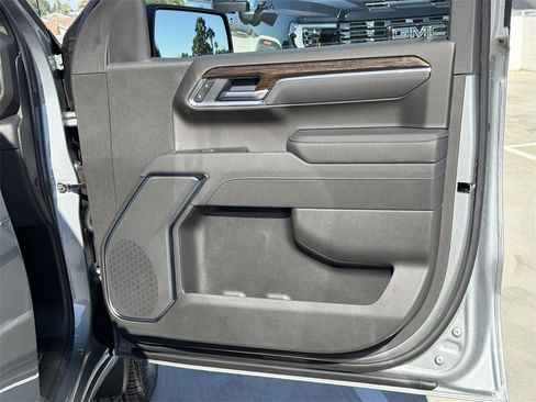 New 2026 GMC Sierra 1500 Elevation image 31