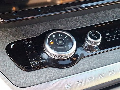 New 2026 Ford Expedition Tremor image 7