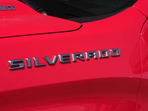 New 2025 Chevrolet Silverado 1500 Custom image 31