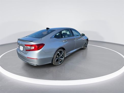 Used 2022 Honda Accord Sport image 8