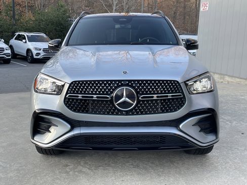 Certified 2025 Mercedes-Benz GLE 450e 4MATIC image 3