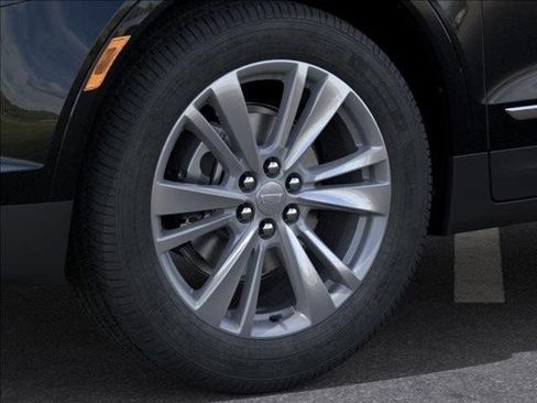 New 2025 Cadillac XT5 Premium Luxury w/ LPO, Floor Liner Package image 9