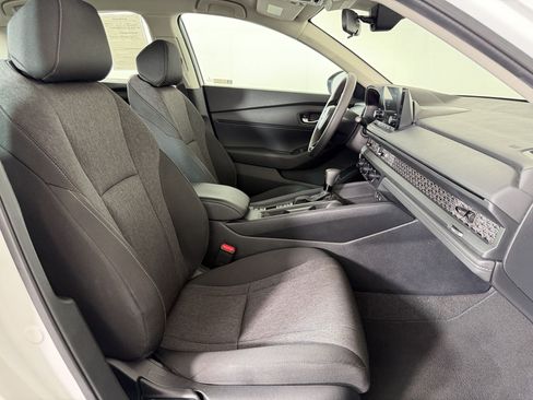 Used 2024 Honda Accord LX image 21