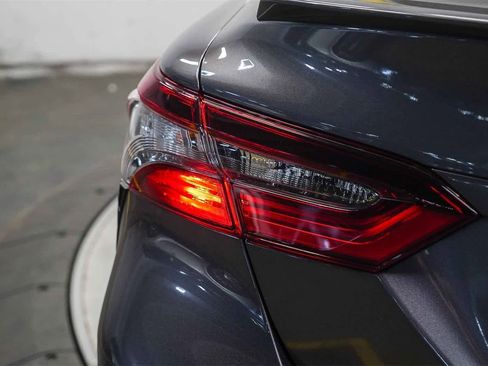 Used 2023 Toyota Camry SE w/ Cold Weather Package image 11