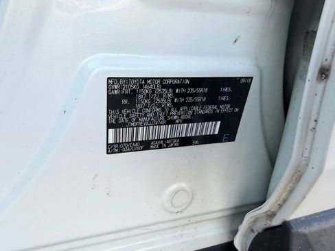 Used 2018 Toyota RAV4 Limited AWD/4WD image 28