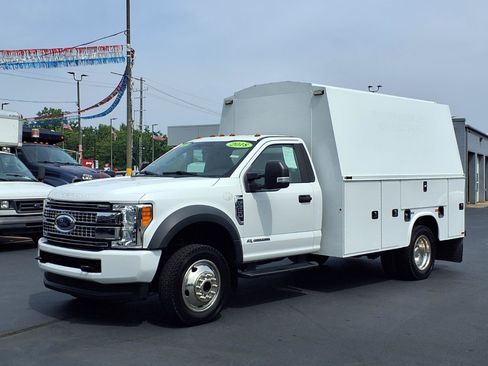 Used 2018 Ford F550 4x4 Regular Cab Super Duty image 1