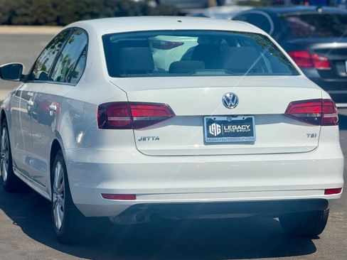 Used 2017 Volkswagen Jetta S image 4