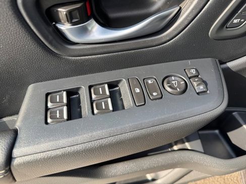 Used 2023 Honda Pilot Elite image 19