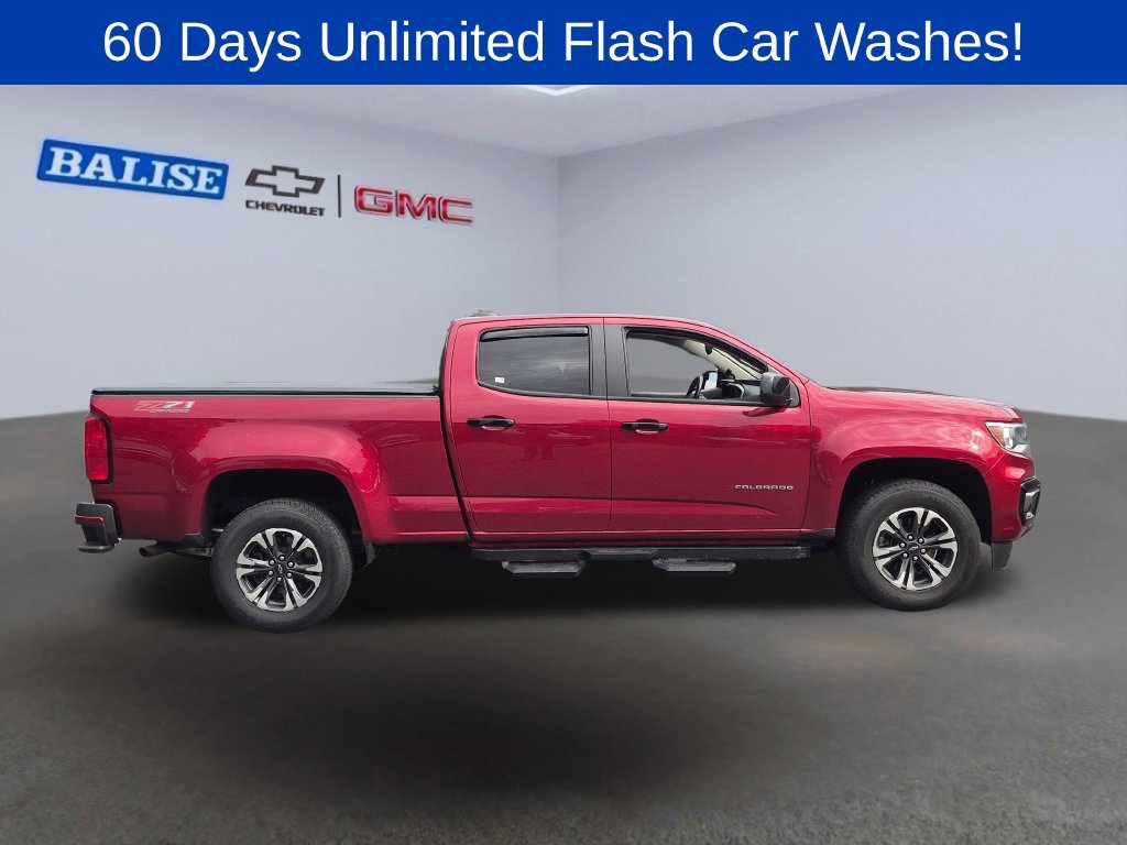 Used 2022 Chevrolet Colorado Z71 AWD/4WD image 2