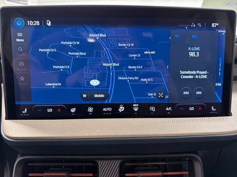 New 2026 Ford Maverick Lariat AWD/4WD image 24