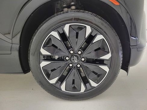 New 2025 Chevrolet Blazer EV RS image 27