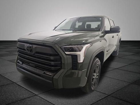 Used 2023 Toyota Tundra SR5 w/ SR5 Premium Package AWD/4WD image 3