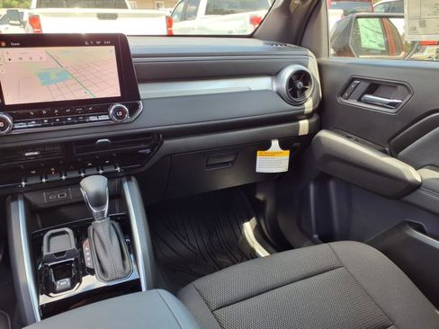 New 2025 Chevrolet Colorado LT w/ Advanced Trailering Package image 15