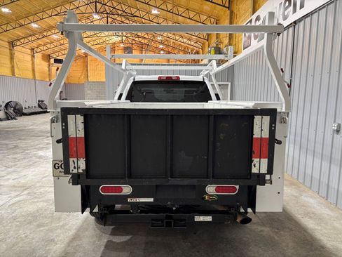 Used 2019 Chevrolet Silverado 2500 W/T w/ WT Convenience Package RWD image 8