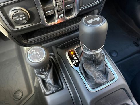 New 2026 Jeep Wrangler Unlimited Sahara AWD/4WD image 29