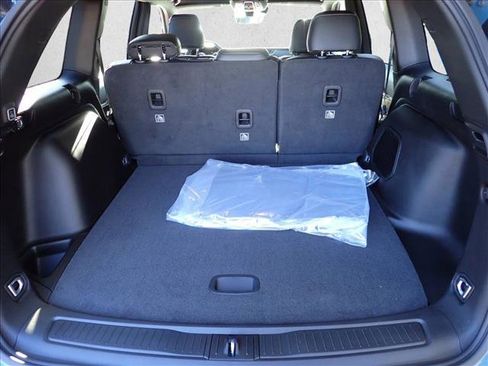 New 2026 Jeep Grand Cherokee Limited image 8