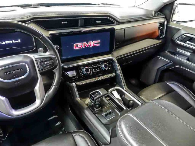 Certified 2024 GMC Sierra 1500 Denali w/ Denali Reserve Package AWD/4WD image 18